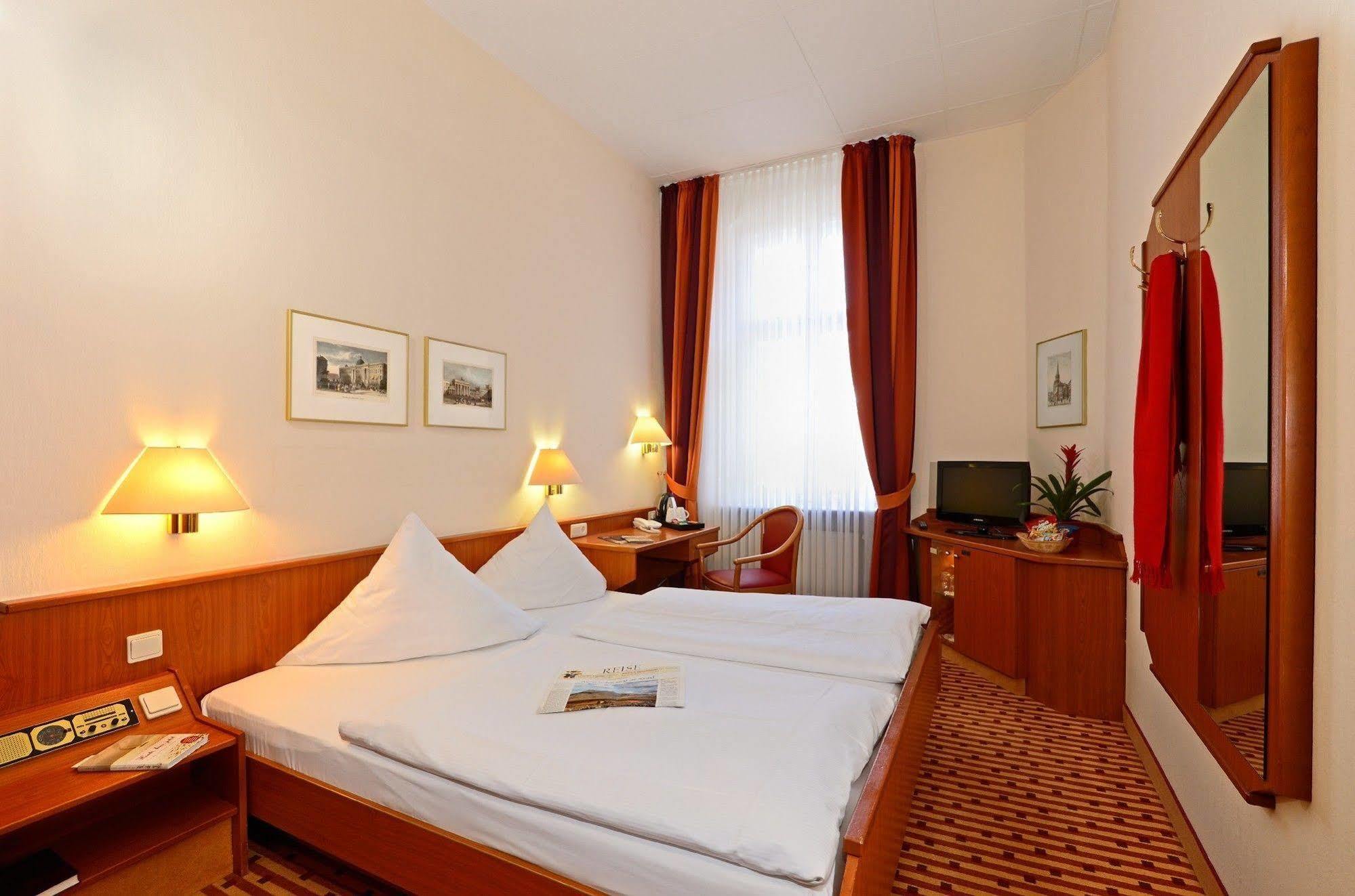 Hotel Schoeneberg Берлін Екстер'єр фото