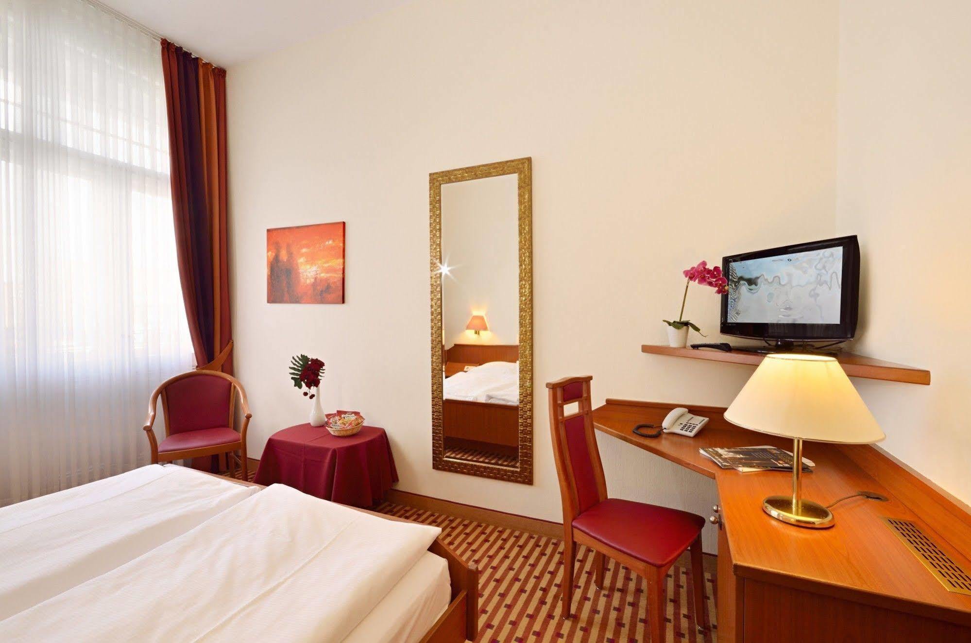 Hotel Schoeneberg Берлін Екстер'єр фото
